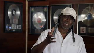 The History of James Ingram and Quincy Jones&#39; Grammy Award Winning Song &quot;One Hundred Ways&quot;