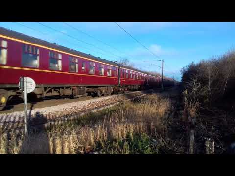 47237 - 47826  Linlithgow - Lincoln (Xmas Fair)  8/12/17