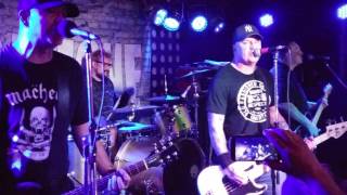 CJ RAMONE WHITE VINYL BAR ADROGUE 18 SEPTIEMBRE