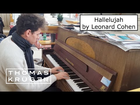 HALLELUJAH (Leonard Cohen) – Wonderful Piano Version at Schloß Schönbrunn Vienna by Thomas Krüger