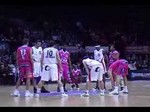 02 08-12-07 BCO-Pepinster - Opworp gegeven door Think Pink-p