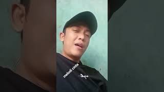 Download lagu melodi cinta mp3 Download lagu melodi cinta mp3