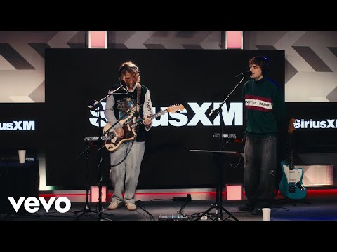 Royel Otis - who's your boyfriend (Live @ SiriusXM Alt Nation)