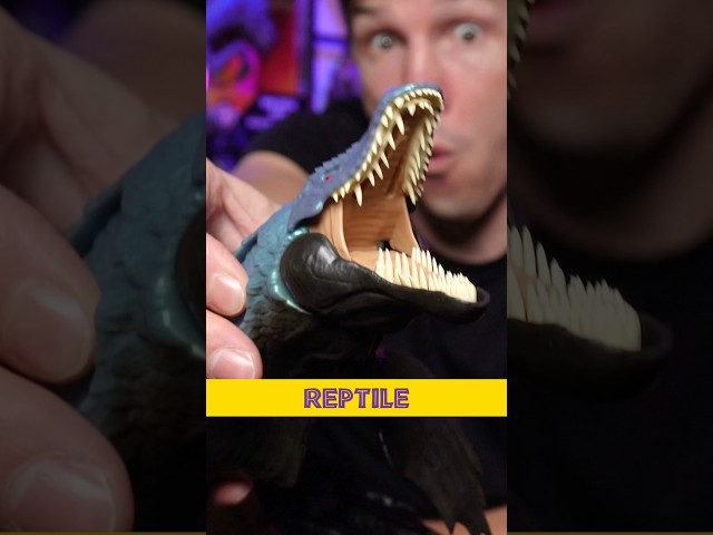 Vídeo relacionado con Mattel Jurassic World Grandes embestidas Liopleurodón Grande Juguete de Figura de Dinosaurio con 2 Funciones de Ataque y evolución, Juego Digital, JKL87