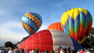 preview picture of video 'Adirondack Hot Air Balloon Fest -2010  part 1'