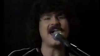 Burton Cummings &quot;You Saved My Soul&quot;  Solid Gold (1981)