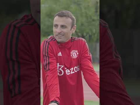 Berbatov’s Impression Of Nani Is Spot On… 😂👏 #shorts #mufc