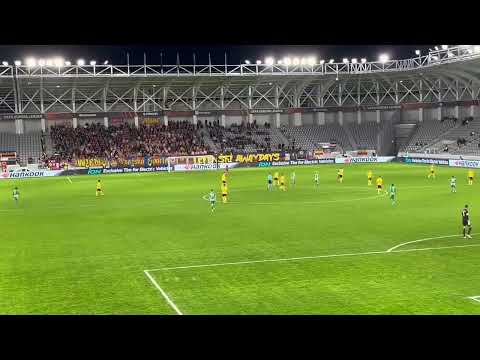 Aris Limassol vs Sparta Prague 1-3. Funny moment with Aris fans trying to cover Sparta "Rudi" Ultras