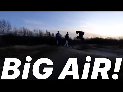 ARRMA NOTORIOUS TRACK RUN! + Backflips and BiG AiR!