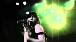 The Veronicas - Popular Live