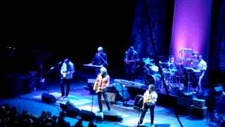 Daryl Hall John Oates Cleveland Ohio May 10 2014 Alone Too Long Live Concert Public Hall