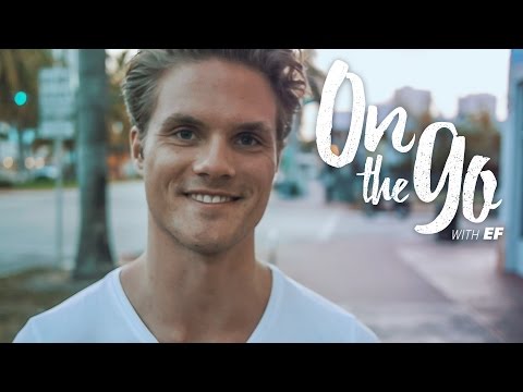 Filip keeps shopping in Miami Beach – On the go with EF #7