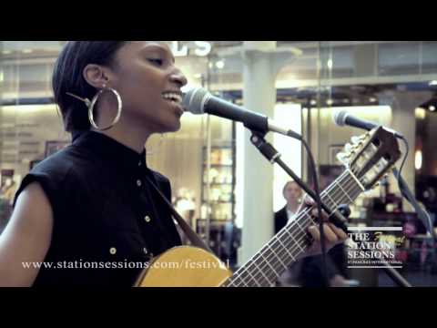 The Station Sessions - Obenewa : Festival - 22nd June 2011 (Filmed by Hardly Music Group)