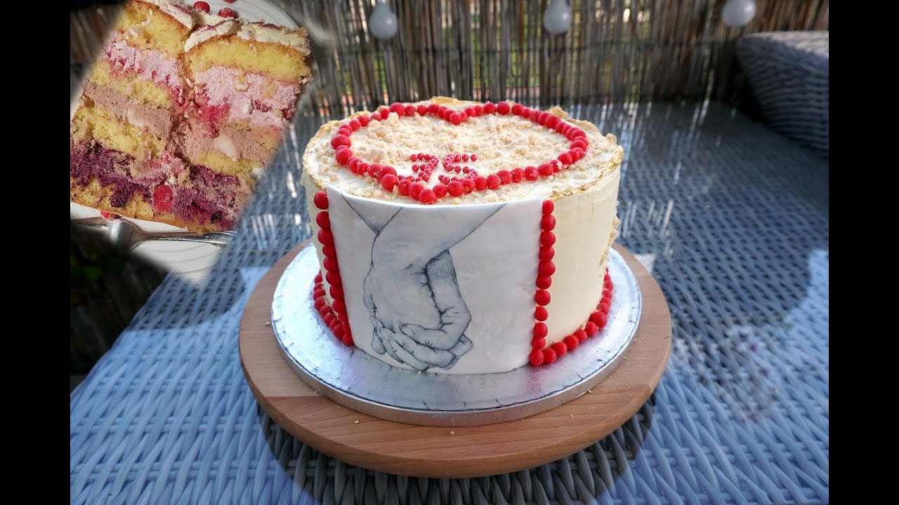 Tort rocznicowy, na koralową rocznicę ślubu 35, splecione dłonie, korale, serce