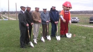 preview picture of video 'Ground Broke Today For Pendleton Roundabout'