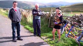 preview picture of video 'Tandem Ride From Oysterber Farm Holiday Cottages To Sedbergh'