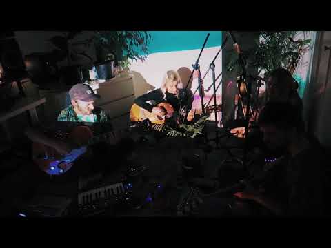 Night Tapes - Dream Forever (live stream)