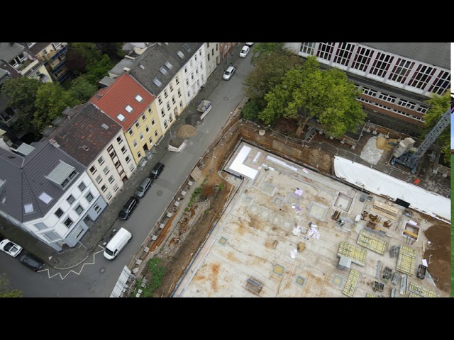 Drohnenflug über der Baustelle