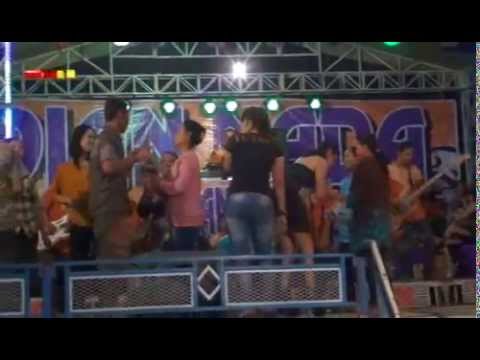 DIAN NADA The Big Band...!!! NUSUK DADA - Voc. TIAN ATHIFA