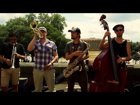 "Tishomingo Blues"  Super Band - French Connection - Toulouse/Montreal/New Orleans