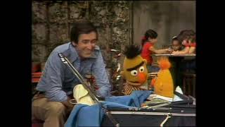 Sesame Street: 1068 Street Scenes- Bert babysits nephew Brad