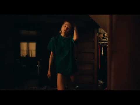 #EuphoriaHBO #Euphoria #Zendayauphoria 2x04 Elliot and Jules kiss