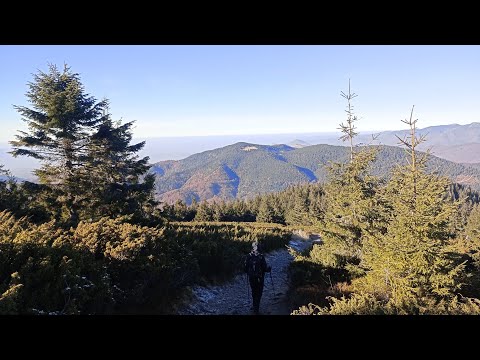 A Nagy-Bihar (1849m) és a Visszhangos-Kövek (1658m) Vârful Bihor și Piatra Grăitoare