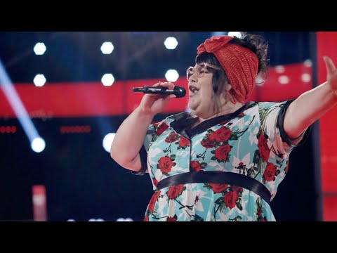 Katie Kadan Rehearses for The Knockouts (The Voice Season 17 Knockout)