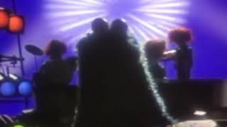 Sesame Street - Cookie and The Beatles Sings : Hey Food