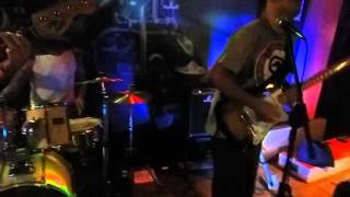 Blues Club - The Sky Is Crying