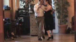 Video thumbnail for Tango Argentino práctica Karin Solana y Gustavo Vidal 24.06. 2009