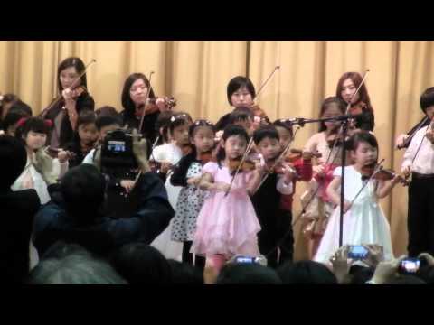 Nicks' Group Performance 'Song of the Wind','Twinkle Twinkle, Little Star Theme'