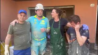 a-spalare-fango-dall-irpinia-con-il-cuore-nelle-zone-alluvionate