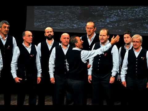 Coro Valle dei Laghi - Carezze