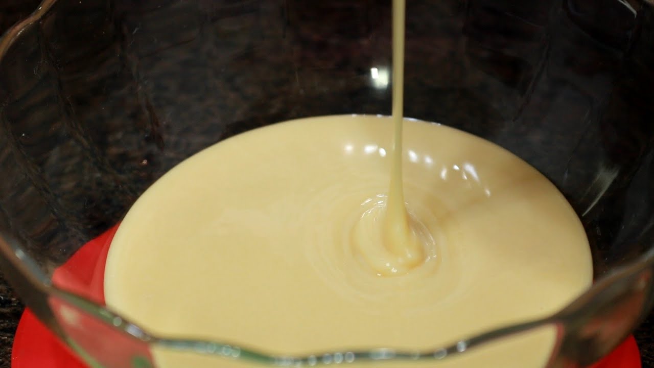 Aprenda a fazer leite condensado caseiro da forma mais simples e que é melhor que o do supermercado!