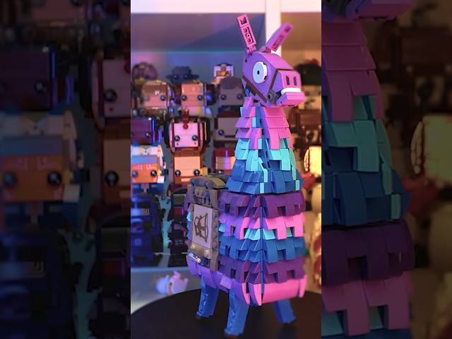 Vídeo relacionado con LEGO Fortnite Llama de Suministros - Figura Articulada de Personaje del Videojuego con Accesorios Inc. Zumo de Subidón - Regalo Gamer para Niños y Niñas de 12+ Años y Adolescentes 77071