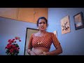 Anchor Anu Very Hot Sexy Look In Saree Less Open Body Shows Her Stomach Tummy Blouse Boob View