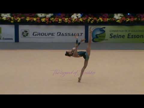 Jelizaveta GAMALEJEVA (LAT) ball - 2012 Corbeil AA
