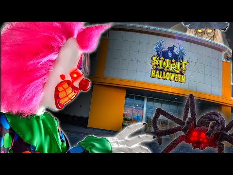 AWESOME SPIRIT HALLOWEEN 2022 in NOBLESVILLE INDIANA INSIDE ABANDONED HHGREGG