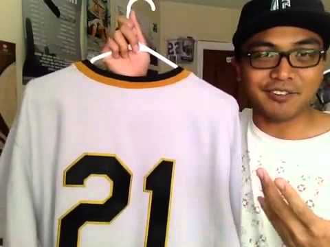 download lagu mp3 mp4 Pittsburgh Pirates Roberto Clemente Jersey, download lagu Pittsburgh Pirates Roberto Clemente Jersey gratis, unduh video klip Pittsburgh Pirates Roberto Clemente Jersey