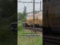 TREIN ramt AUTO op spoorwegovergang | #shorts