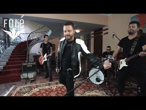 Renis Gjoka - Sot (Rock The Dictator)