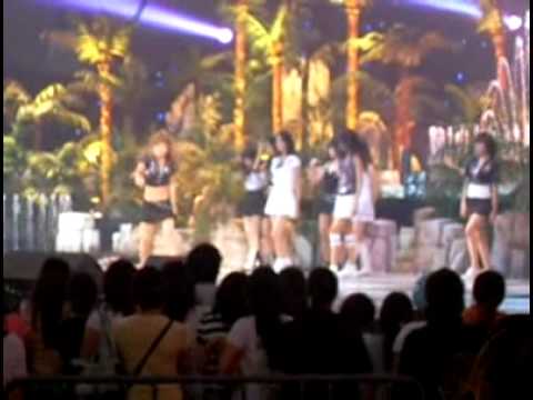 070719 SNSD - Into The New World (unaired fancam) 2.avi
