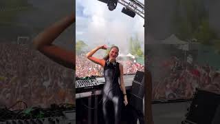 Download lagu viral Lilly Palmer!dj girl operater! remix param support us paypal @PunitParkash UPI punityt18@axl mp3