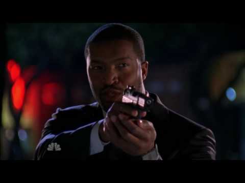 Chuck - Is that a Taser ? [HD] 3x12