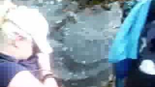 Serena facing the mountain while Catherine Speilberg produce