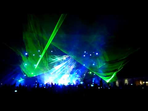 Armin van Buuren @ Cacao Beach 2011 ( Simon Patterson vs. Coldplay - Miss The Scientist Mashup )