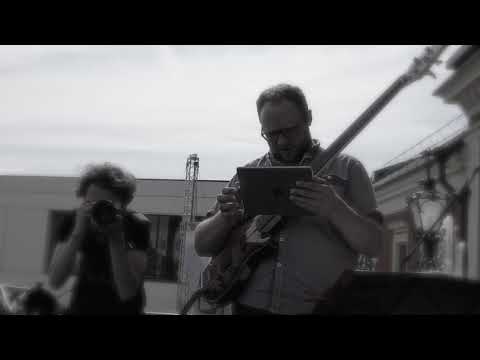 Rasa Serra „Sous le ciel de Paris“ („Po Paryžiaus...