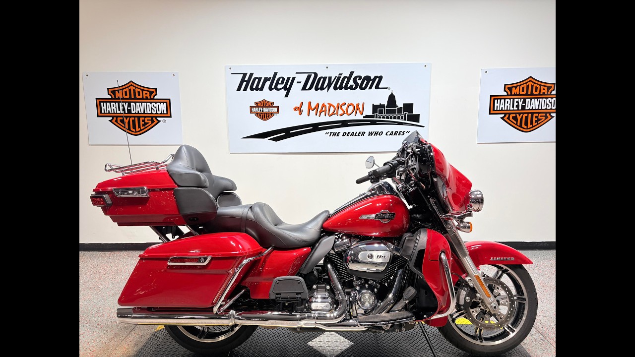 A photo of this 2023 Harley-Davidson Ultra Limited