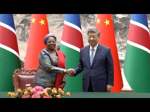 Presidents of China, Namibia attend signing ceremony of cooperation documents